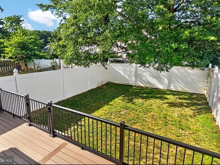 105 Berger Rd — Photo 4