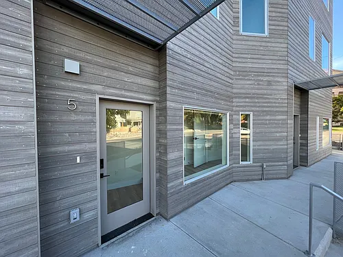 3030 Grove St #1 Photo 1