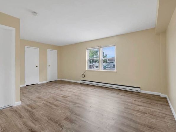 39-08 Little Neck Pkwy #1F