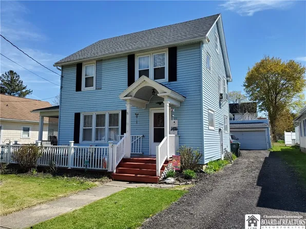 1377 Newland Ave, Jamestown, NY 14701