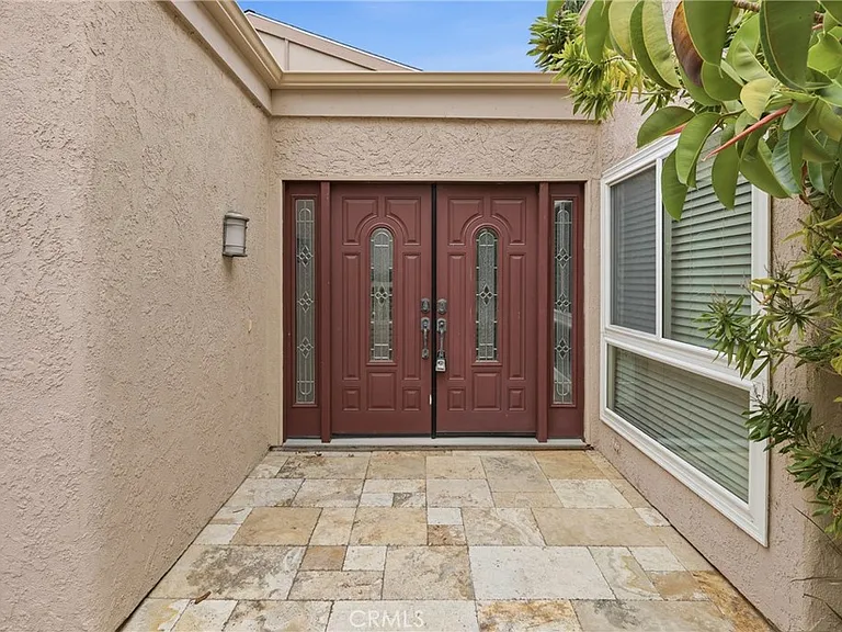 62 Willow Tree Ln — Photo 3