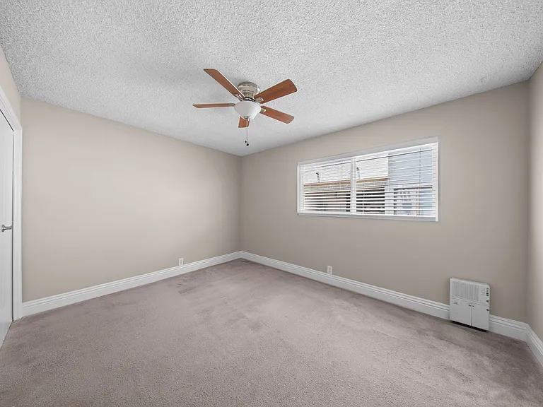 221 Grand Ave. — Photo 8