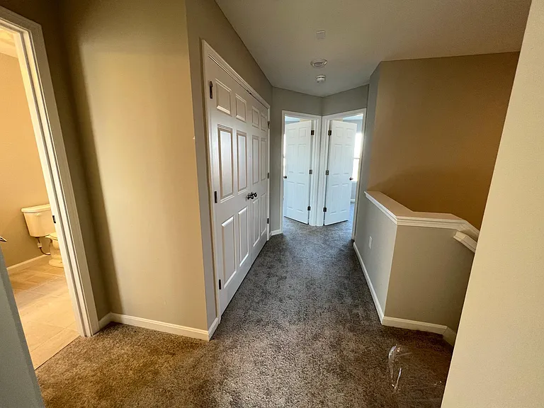 5559 Eagle Ct — Photo 9