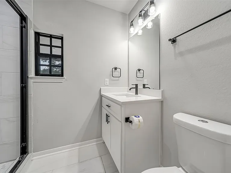 7312 Main St — Photo 14