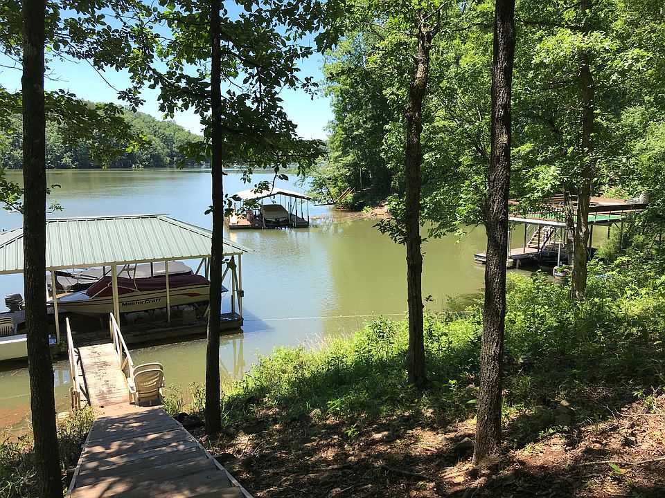 1st image of 165 Deerwood Dr