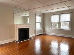 25 Bliss Rd #2, Newport, RI 02840