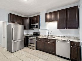 34 Shelby St, Boston, MA