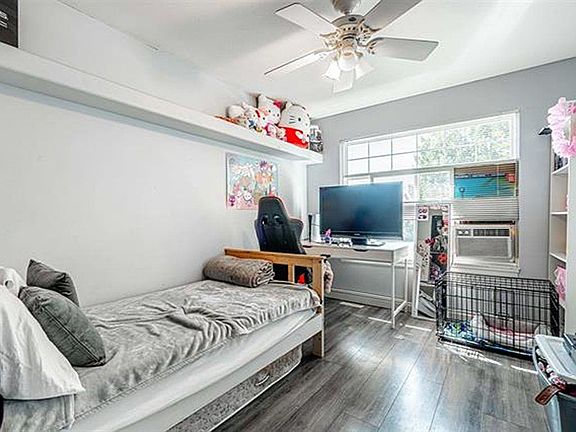 5th image of 24167 102b Ave