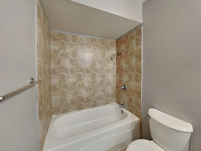 2706 Santa Anna Dr — Photo 15