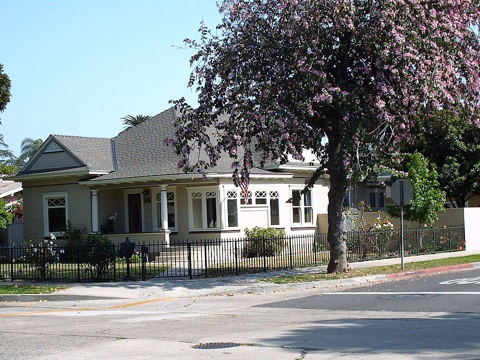 1st image of 506 E Almond Ave