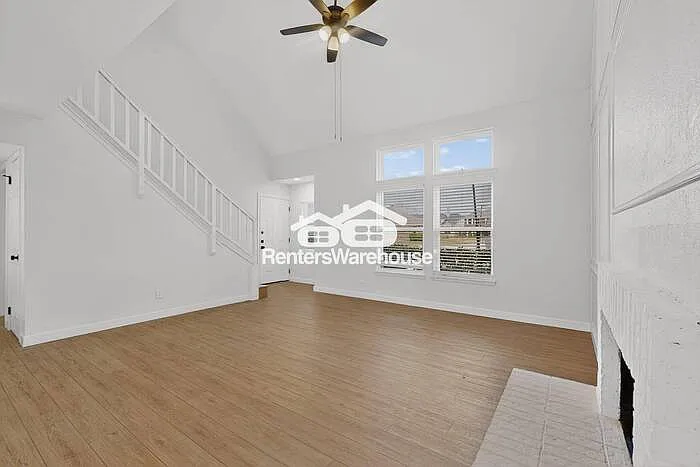 1818 Indian Creek Ct — Photo 5