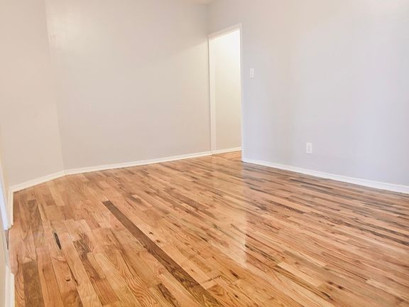 3rd image of 1690 Clay Ave #41