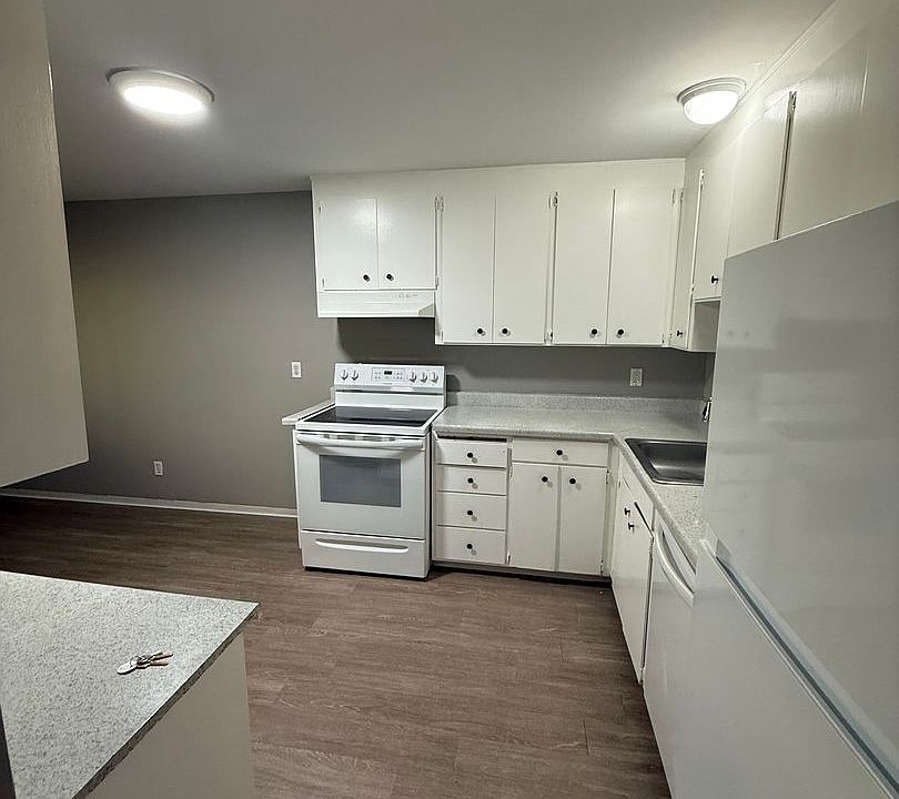1st image of 14081 58th Ave S #39