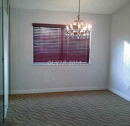 4th image of 1311 Amapola Dr