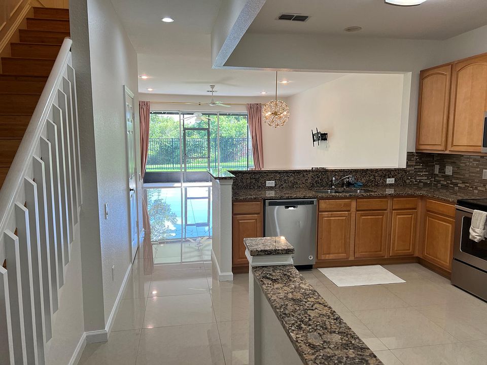 1st image of 6422 Daysbrook Dr