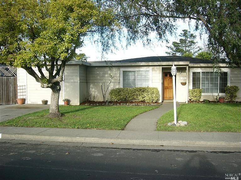 1st image of 409 Cortez Dr