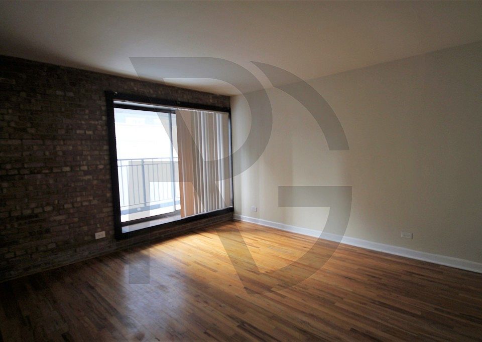 1st image of 1220 N La Salle Dr #1220G4