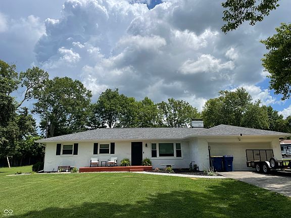 3rd image of 7335 Rainbow Ln N