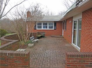 16 Thornhollow Rd, Newark, DE 19711