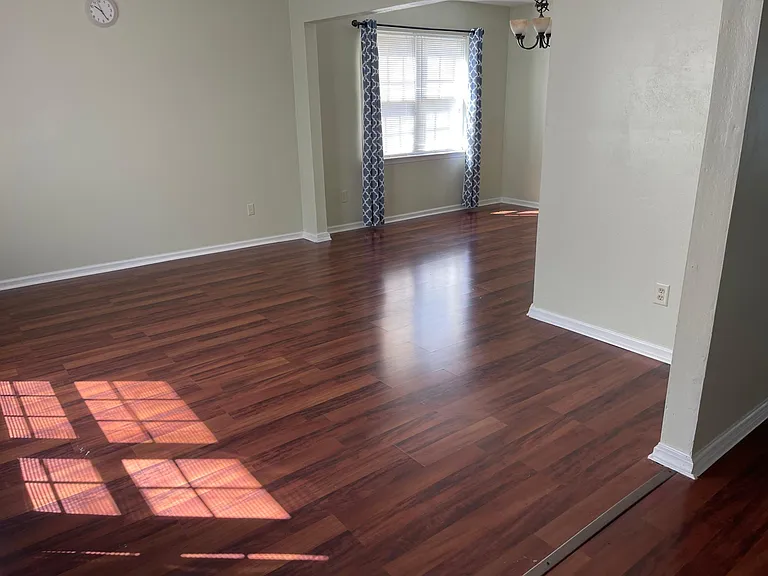1517 Eagleton Ln — Photo 4