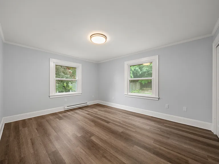 243 Jefferson Ave — Photo 11