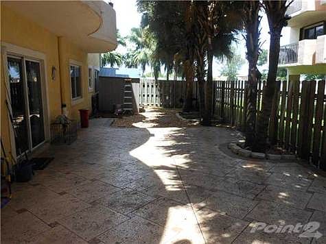 5th image of 433 Swallow Dr Unit 102