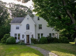 150 Ridgewood Ave, North Haven, CT 06473