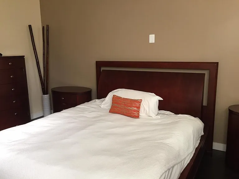 Bedroom2