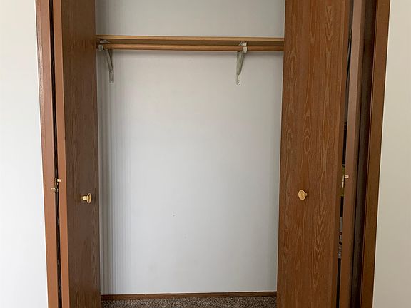 4th image of 1104 10th Ave N APT 8