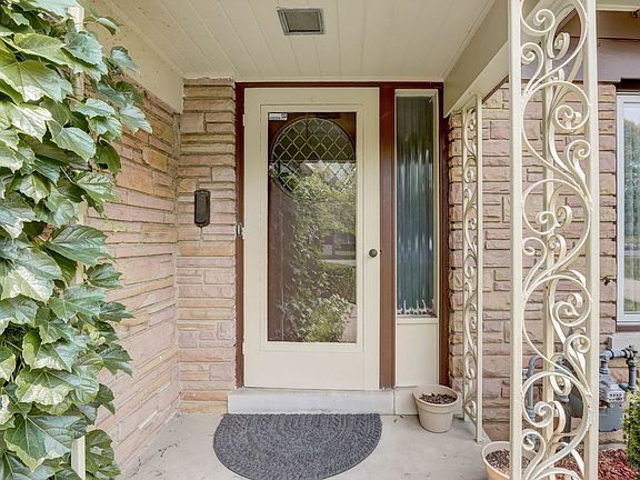 2nd image of 1439 Jackson Ave