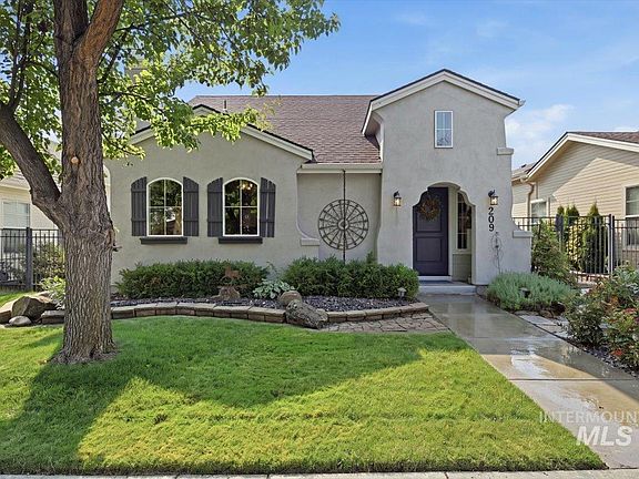 2nd image of 209 S Grandean Way