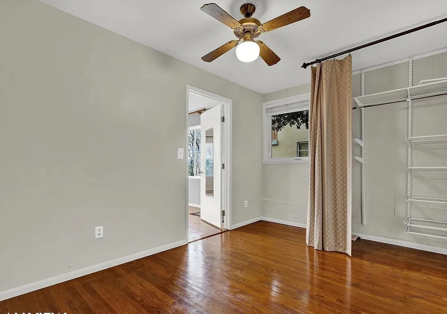 Canyon View ADU in Talmadge — Photo 1