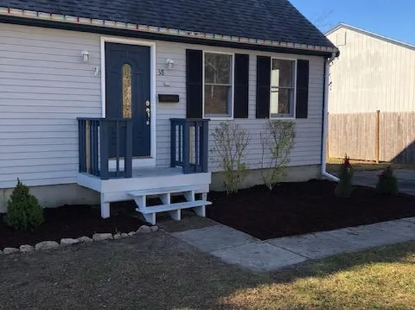 38 Harrison Ave, Bourne, MA 02532