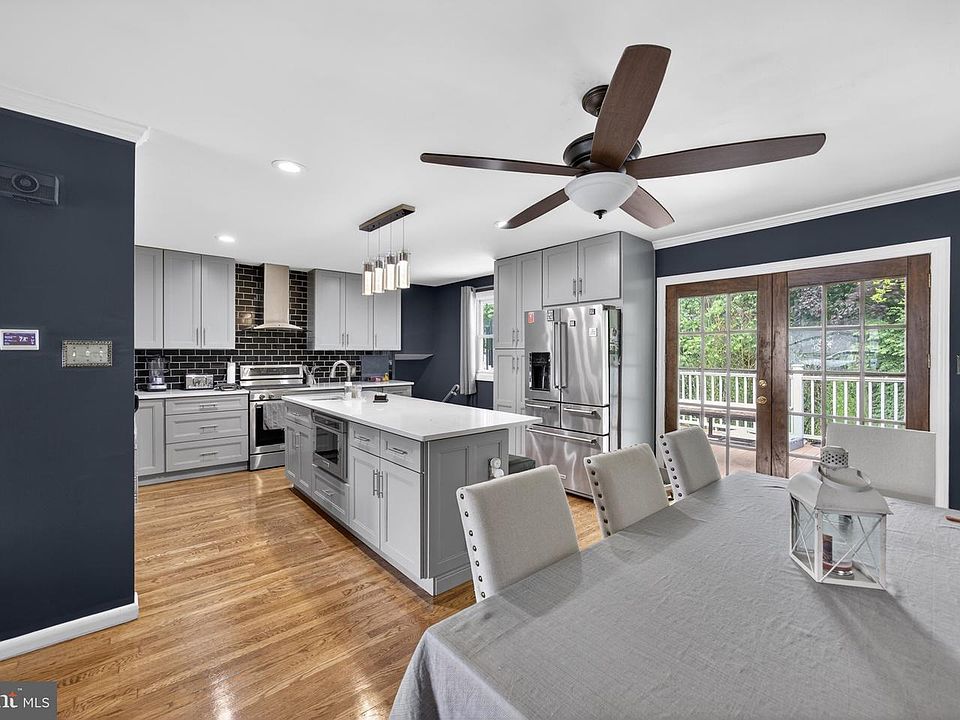 1st image of 463 Pinewood Rd