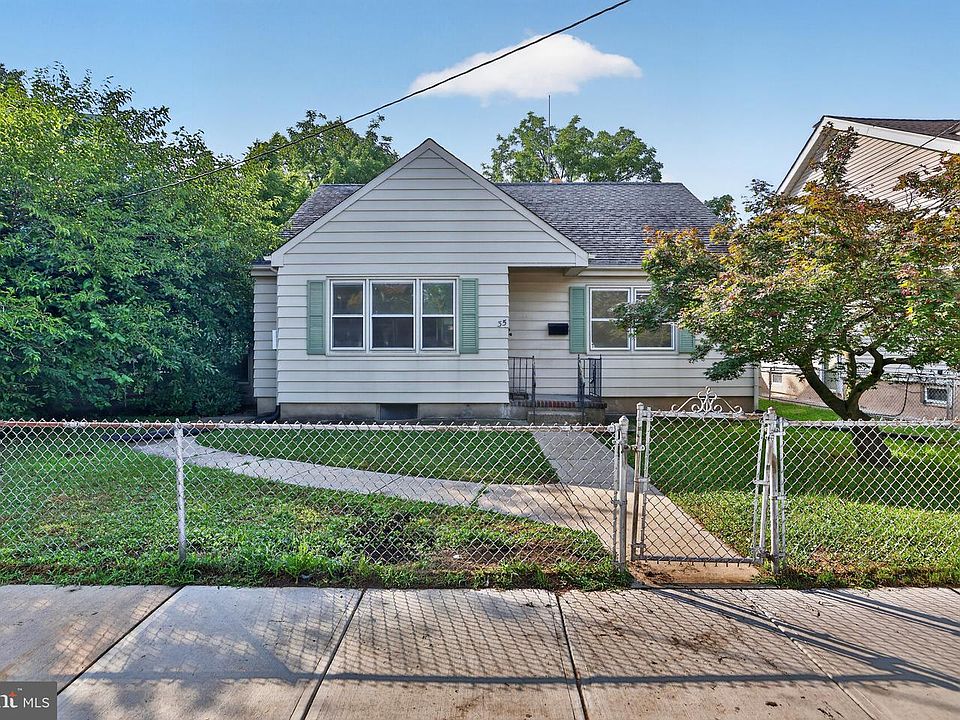 1st image of 35 Beal St