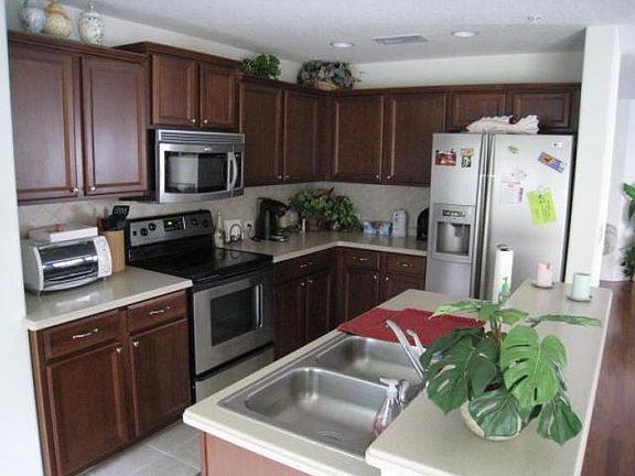 4th image of 311 Freedomsouth Ring Dr
