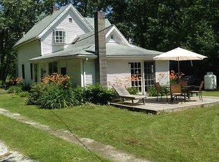 671 Ferry Rd, Charlotte, VT 05445