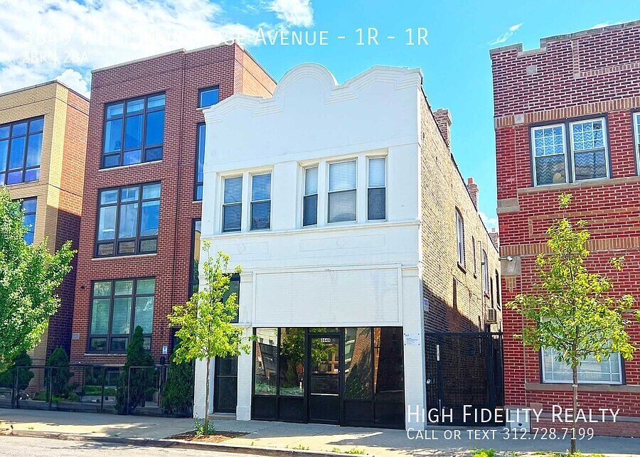 1st image of 3649 W Montrose Ave Rear 1R