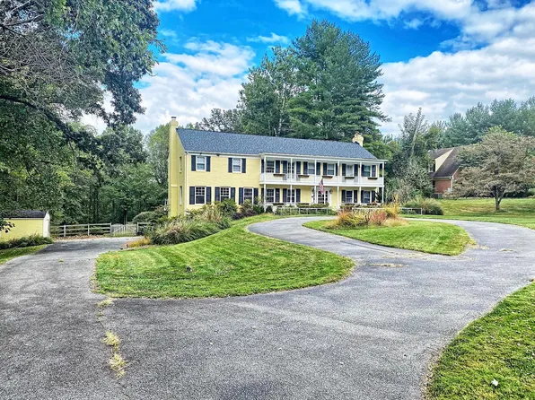 13617 Esworthy Rd, Darnestown, MD 20874