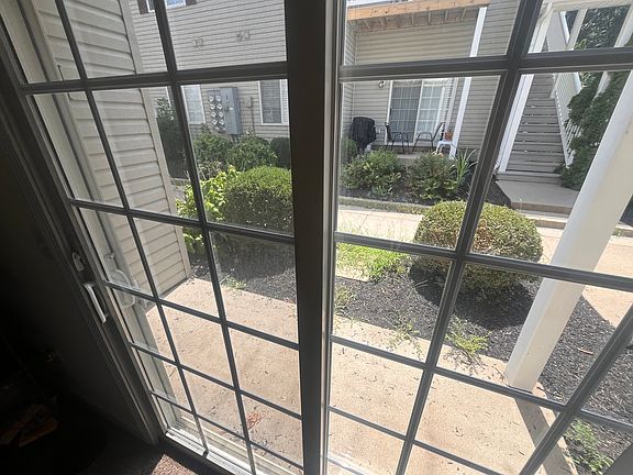 2nd image of 1120 Black Diamond Dr APT 2