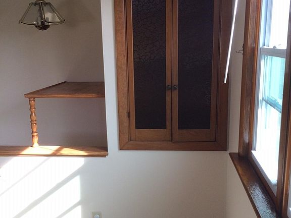 tv platform and storage in kitchen