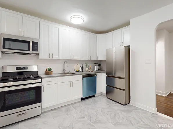 221 East 18th Street image 1 of 9