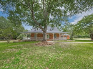 144 Pin Oak Ln, Hempstead, TX 77445