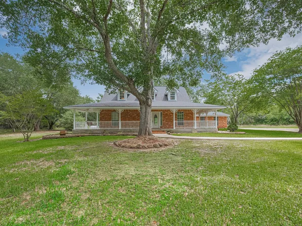 144 Pin Oak Ln, Hempstead, TX 77445