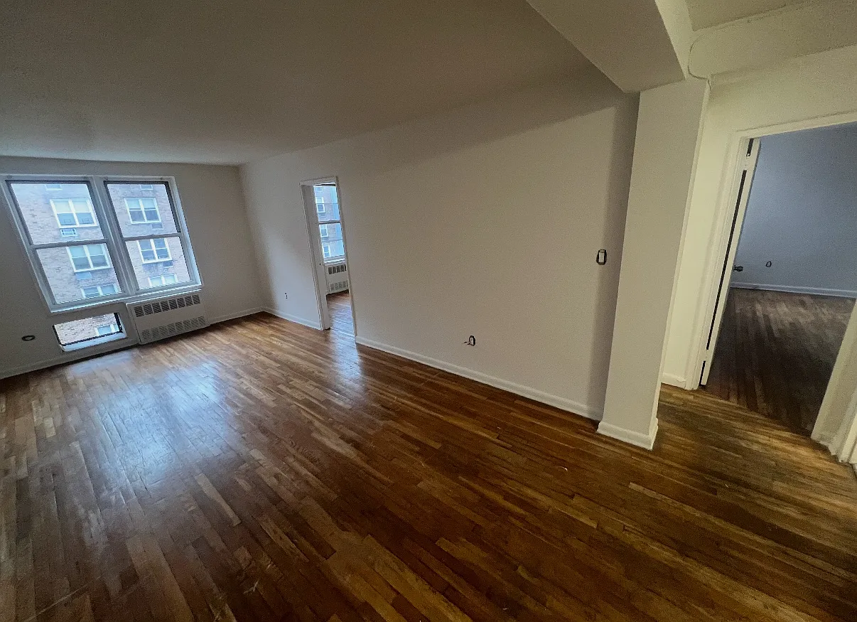 2 bed, 900 sqft, $2,549 — Photo 1