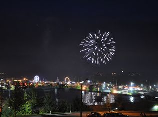 1075 SW Erie St, Oak Harbor, WA 98277