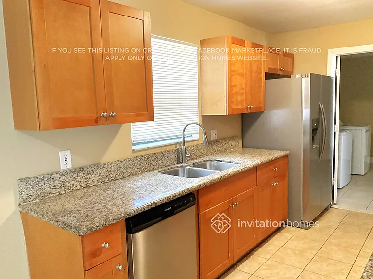 6750 Royal Palm Beach Blvd — Photo 8