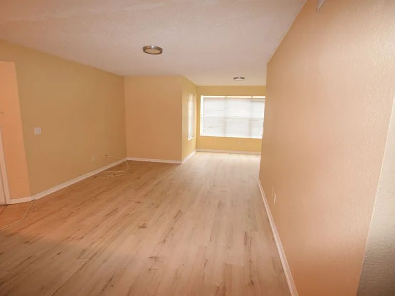 5120 Conroy Rd #511 — Photo 6