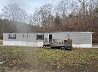 542 Shotgun Holw, Frenchburg, KY 40322