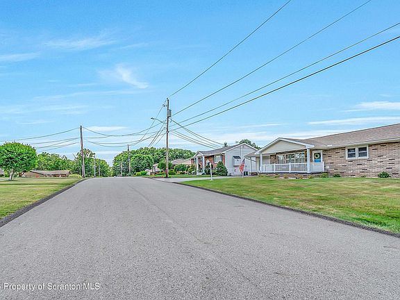 2nd image of 715 4th St